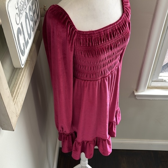 LC Lauren Conrad Smocked Velvet Long Sleeve Mini Dress Wine Chalet Red Pink NWT - Picture 5 of 11